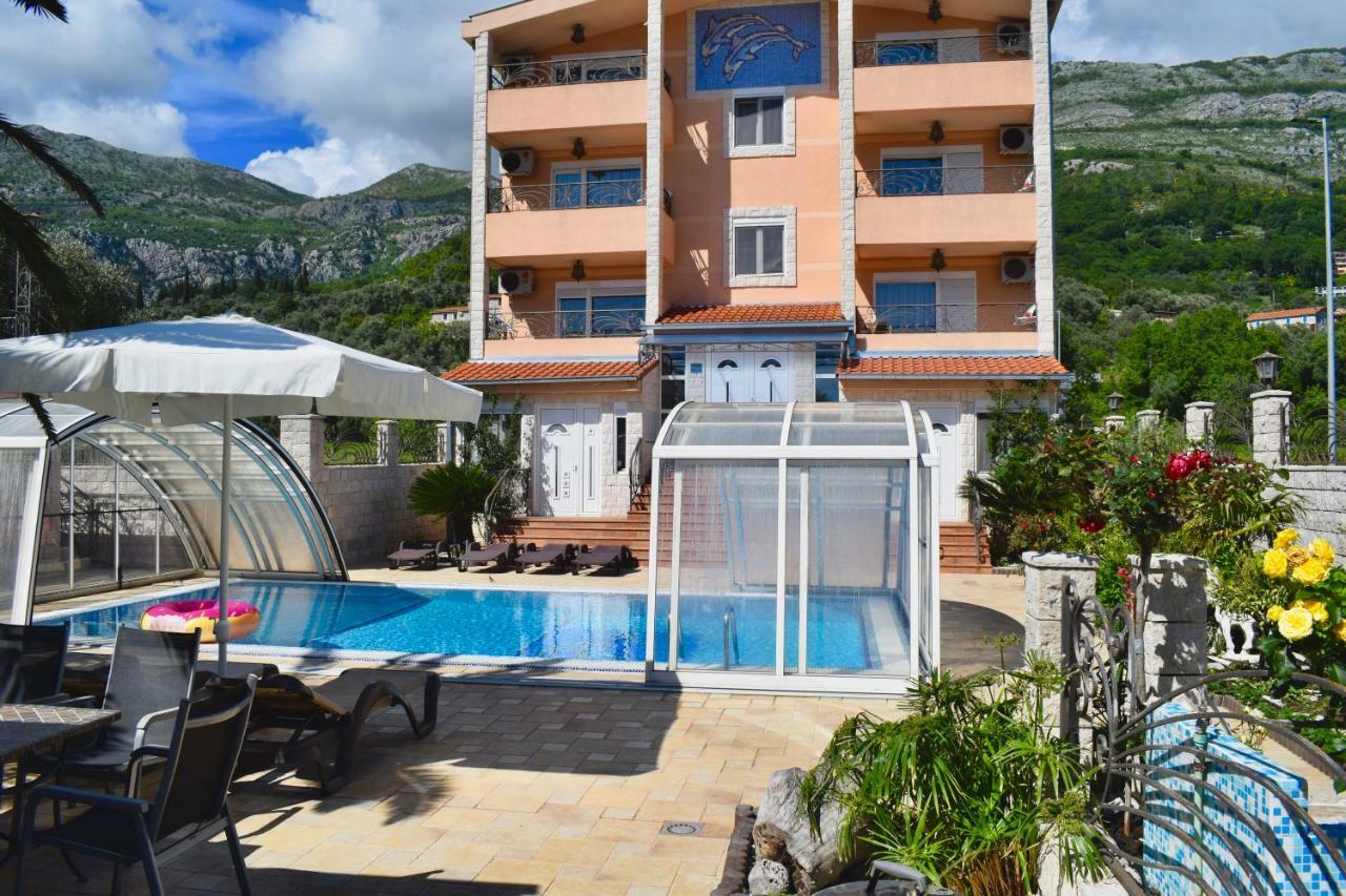 Villa Dolphin Apartments Petrovac Exterior foto