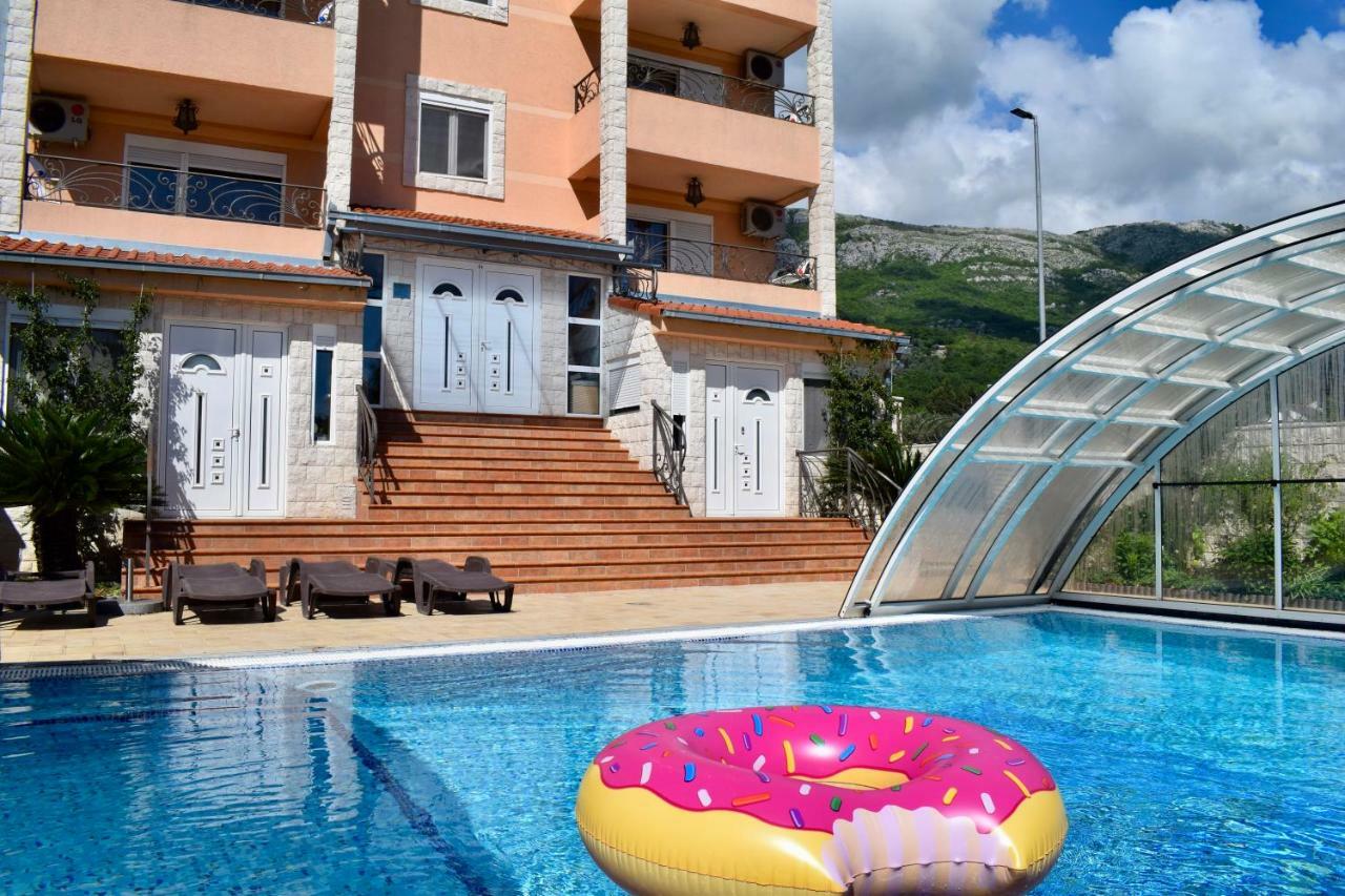 Villa Dolphin Apartments Petrovac Exterior foto