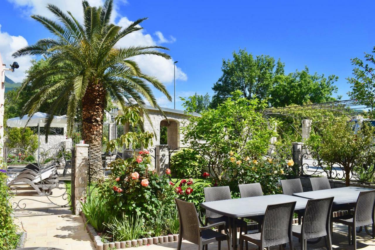 Villa Dolphin Apartments Petrovac Exterior foto